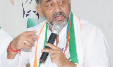 ರಾಜೇಂದ್ರ ಒಮ್ಮತದ ಅಭ್ಯರ್ಥಿ: ಡಿ.ಕೆ.ಶಿ   ಕಾಂಗ್ರೆಸ್ನಲ್ಲಿ ಇರುವುದು ಒಂದೇ ಗುಂಪು: ಕೆಪಿಸಿಸಿ  ಅಧ್ಯಕ್ಷರ ಸ್ಪಷ್ಟನೆ