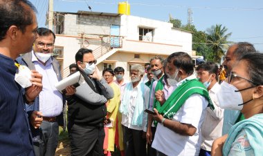 ``ಕೈಗೆ ಬಂದ ತುತ್ತು ಬಾಯಿಗೆ ಬರದೆ ಹೋಯ್ತು ಸ್ವಾಮೀ..’’ ಅಧ್ಯಯನ ತಂಡದ ಮುಂದೆ ರೈತರ ಅಳಲು