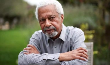 ಅಭಿವ್ಯಕ್ತಿ-ಅಬ್ದುಲ್ ರಜಾಕ್ ಗುರ್ನ್ಹಾ  ಕೇಶವ ಮಳಗಿ