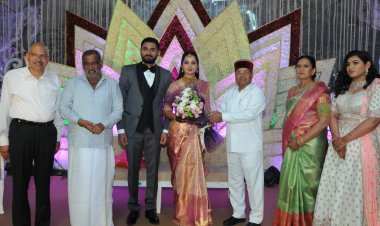 ಕಾನೂನು, ಸಂಸದೀಯ ವ್ಯವಹಾರಗಳು ಹಾಗೂ ಸಣ್ಣ ನೀರಾವರಿ  ಸಚಿವ ಜೆ.ಸಿ. ಮಾಧುಸ್ವಾಮಿ ಅವರ ಪುತ್ರ ಡಾ. ಜೆ.ಎಂ. ಅಭಿಜ್ಞ ಮತ್ತು ಡಾ. ಎನ್.ಎಂ. ಅಶ್ವಿನಿ ರವರ ಮದುವೆಯು ಚಿಕ್ಕನಾಯಕನಹಳ್ಳಿ ತಾಲೂಕಿನ ಜೆ.ಸಿ.ಪುರದ ಅವರ ನಿವಾಸದಲ್ಲಿ ಗುರುವಾರ  ಬೆಳಿಗ್ಗೆ ನಡೆಯಿತು.