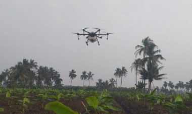 ಕೃಷಿಕರ ಹೊಲಗಳಲ್ಲಿ ಡ್ರೋನ್ ಗಳ ಕಲರವ