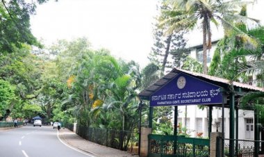 ನಾಳೆ ಕರ್ನಾಟಕ ಸಚಿವಾಲಯ ಕ್ಲಬ್ ನೂತನ ಕಾರ್ಯಕಾರಿ ಸಮಿತಿ ಆಯ್ಕೆಗೆ ಚುನಾವಣೆ   ಅಧಿಕಾರ ಹಿಡಿಯಲು ಆರು ಸಿಂಡಿಕೇಟ್ಗಳ ನಡುವೆ ತೀವ್ರ ಹಣಾಹಣಿ !?