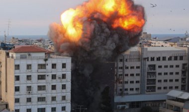 ದುರಂತ ಇತಿಹಾಸವೂ ಭೀಕರ ವರ್ತಮಾನವೂ  - ನಾ ದಿವಾಕರ