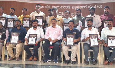 ಸೋಮೇಶ್ವರದ ಶತಮಾನ ಮೀರಿದ ಅರಳಿ ಮರದ  ನೆರಳಲ್ಲಿ ಅರ್ಧ ಶತಮಾನ ನಿಂತಿರುವ ಈ ನಾನು..,! 