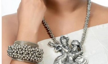 ಬೆಳ್ಳಿ ಬೆಲೆಯೂ ಏರುತ್ತಿದೆ ದಾಖಲೆಗಳನ್ನು ಮುರಿದು..,!