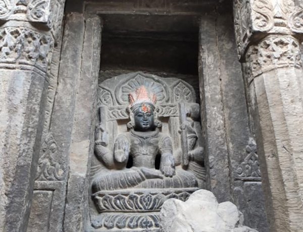 ಯುದ್ದ, ಪ್ರೀತಿ ಮತ್ತು ರಕ್ತಲೇಪನದ  ನಾಗರಿಕತೆ...