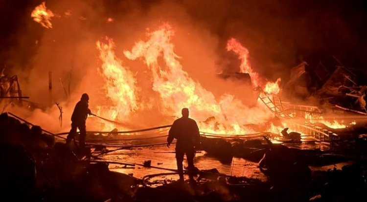 ಸಾಮ್ರಾಜ್ಯಶಾಹಿ ಕ್ರೌರ್ಯವೂ - ಯುದ್ಧಕೋರ ಮನಸ್ಥಿತಿಯೂ ;     ಸರ್ವನಾಶದ ಹಾದಿಯೂ - ಆಧಿಪತ್ಯದ ಹಂಬಲವೂ